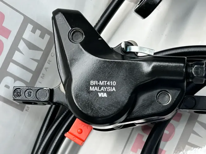 PAR DE FREIOS HIDRÁULICO SHIMANO MT 410 R$ 590,00