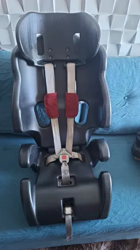 Cadeirinha de criança para carro
