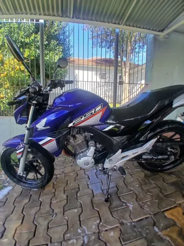 Cb 250 twister 2022