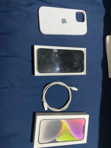 iPhone 14 128GB Estelar (Starlight) - Estado de Novo