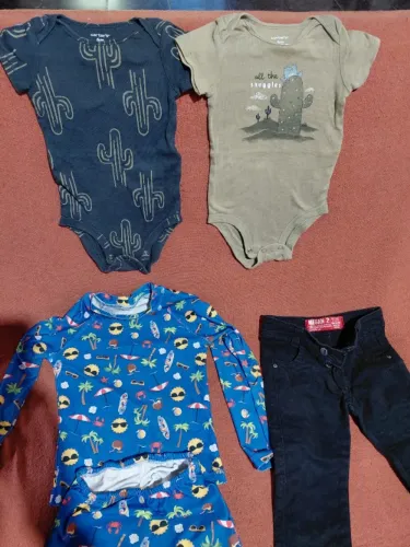 Roupas de menino de 6 meses a 1 ano e meio, posso vender separado