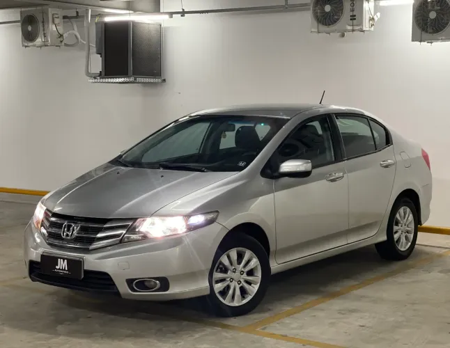Honda City Sedan LX 1.5 Flex 16V 4P Mec. 2013