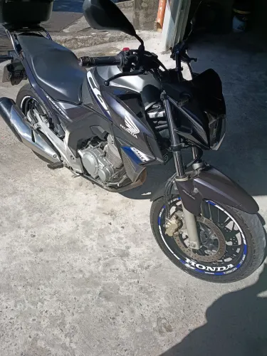 Honda Twister CBS