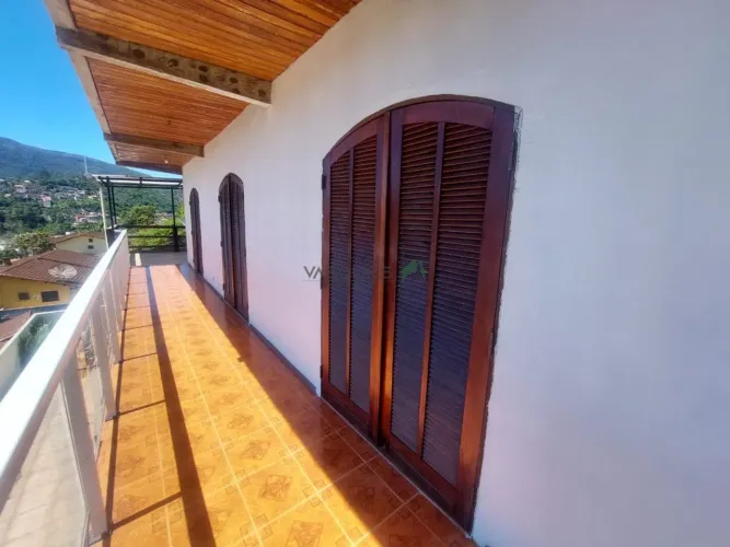 Casa para locação no Panorama com 3 quartos