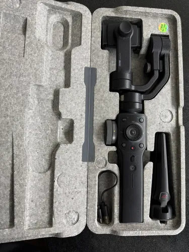 Gimbal Estabilizador Zhiyun Smooth 4 - Estado de Novo