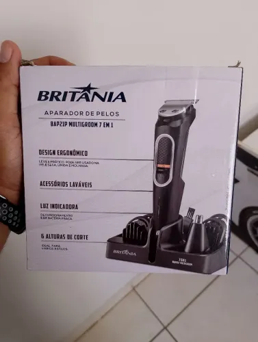 Máquina Britânia cabelo barba e aparador