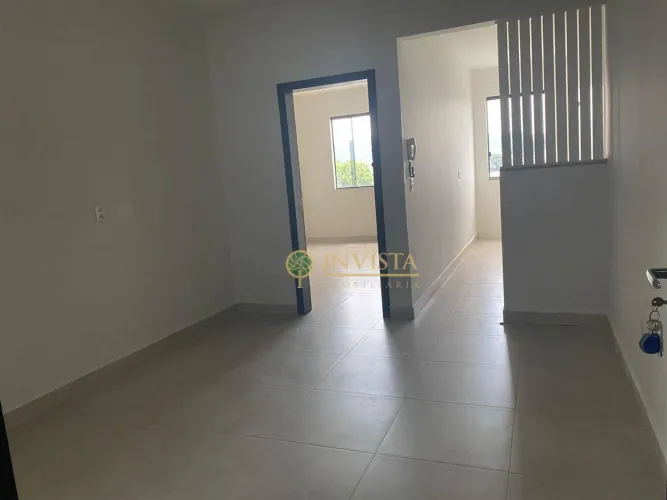 Apartamento para Alugar no bairro Serraria, em São José/SC.