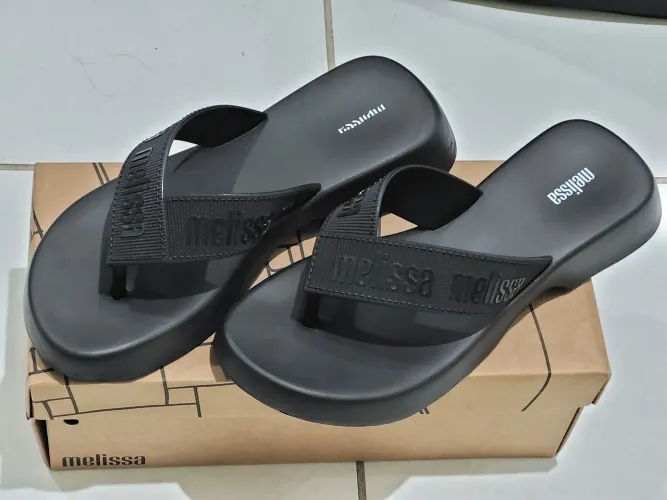 Tamanco Melissa Flatform Preto 37 SOMENTE RETIRADA 