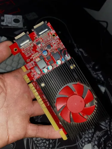 Placa de vídeo R7 430 2gb (ENTRADA DISPLAYPORT)