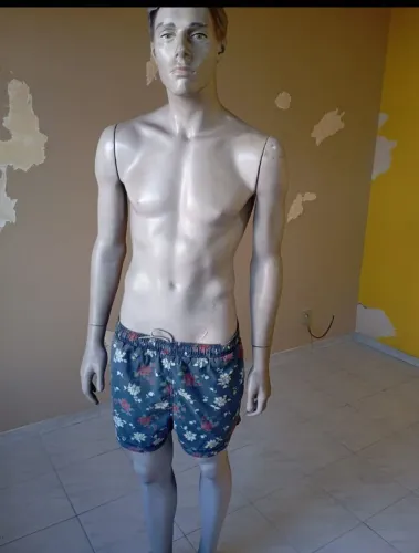 Manequim masculino completo