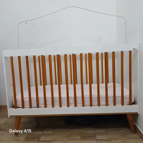 Berço semi-novo no precinho pra vender logo