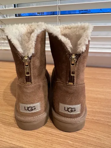 Bota UGG 36BR - Marais Zip Up