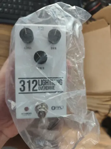 Pedal Lightning Overdrive  Rad Custom Shop - Baseado no Greer Lightspeed