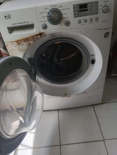 Máquina de lavar e secar