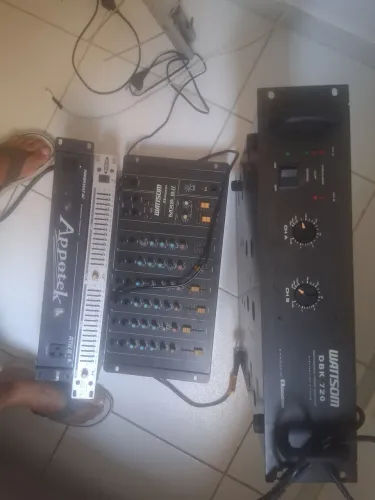 Vender aparelhos de son