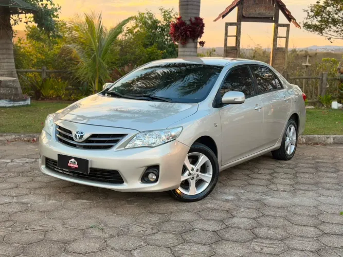 Toyota Corolla XEI 2.0 Flex 16V Aut. 2014