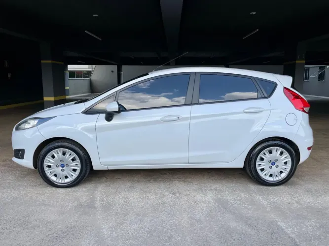 Ford Fiesta 1.5 16V Flex Mec. 5P 2014