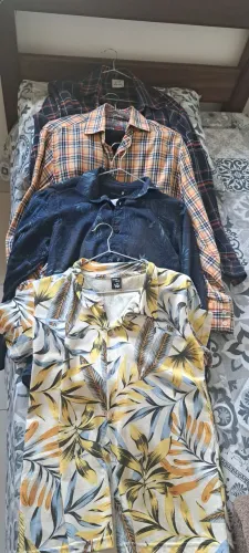 LOTE CAMISAS MASCULINAS P,M RAM 1 E 12 ANOS