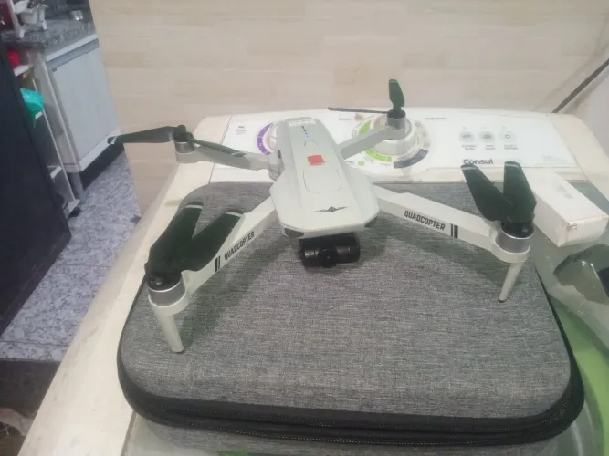 Drone kf102