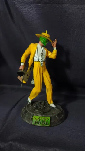 Action Figure O Maskara