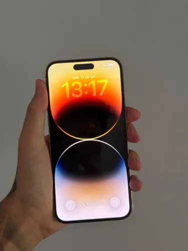 iPhone 14 Pro Max dourado vendo ou troco