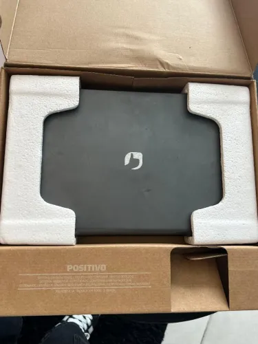 Vendo notebook para retirada de peças