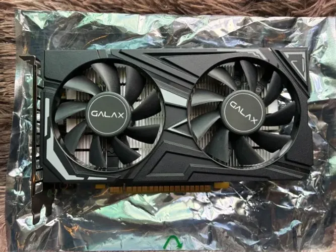 Placa de video GTX 1650 4gb Galax
