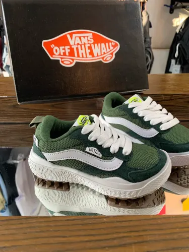 Tênis vans infantil tamanho 27