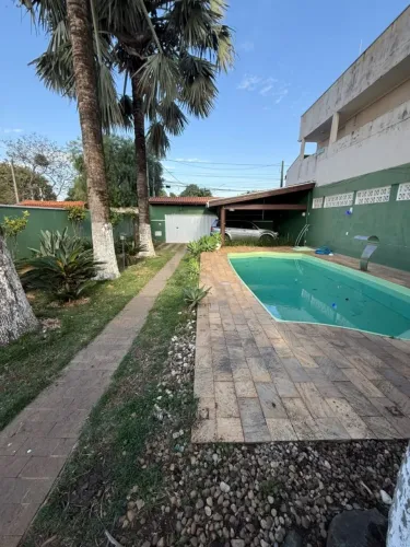 Casa para Locação em Paulínia, João Aranha, 2 dormitórios, 1 suíte, 1 banheiro, 4 vagas