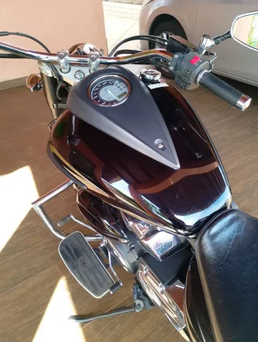 Moto toda original