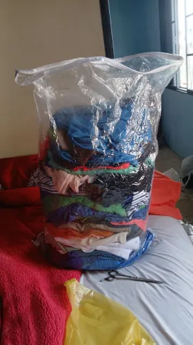 Lote de roupas