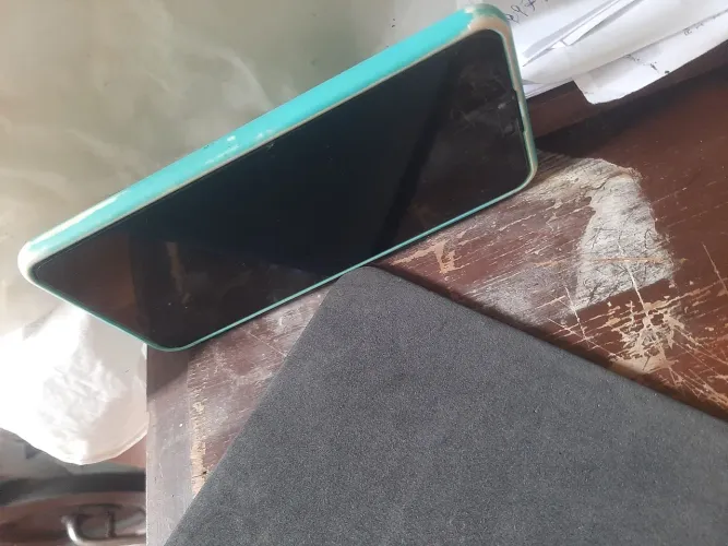 Vendi celular asus precisando rwoRa 118 g