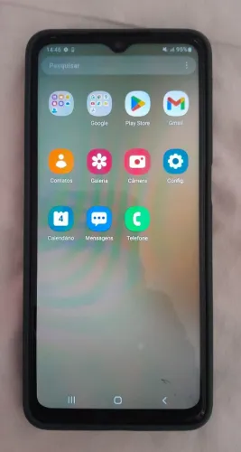 Celular usado Samsung A12.