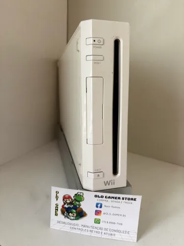 Nintendo wii compatível com game cube apenas console