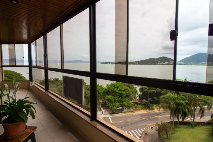 Cobertura para venda com 4 dormitórios em Joao Paulo com 278.34 m²