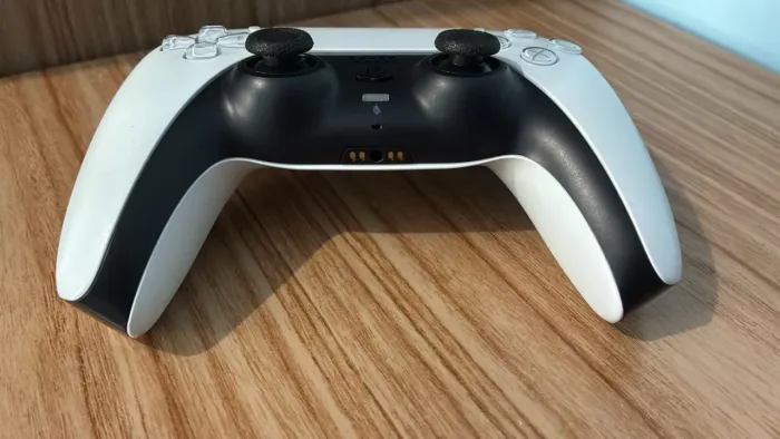 Controle ps5 dualsense com analógicos hall effect