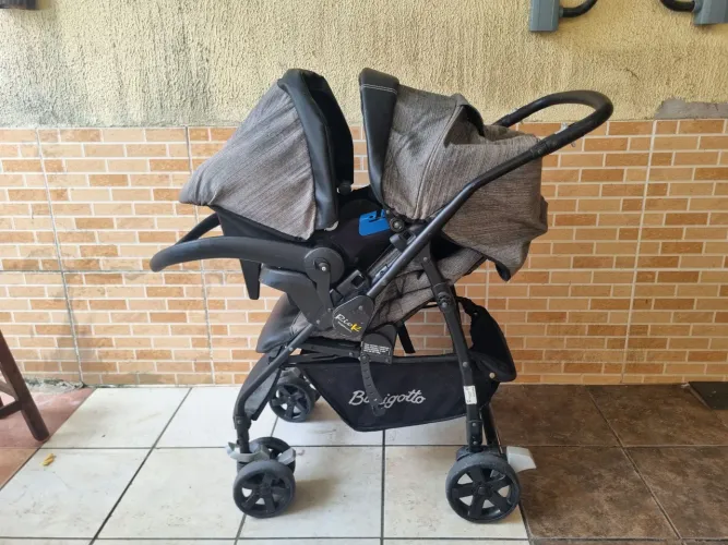 Carrinho de bebê Burigotto Rio K + Bebê Conforto Touring X