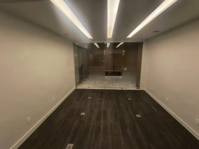 Loja comercial para alugar com 40 metros quadrados em Ipanema - Rio de Janeiro - RJ