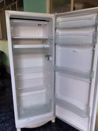Vendo Geladeira