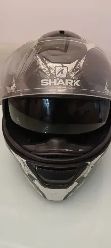 Capacete SHARK SKWAL TROOPER preto e branco 