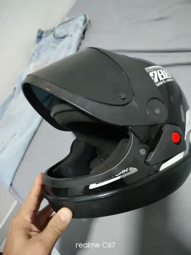 Capacete