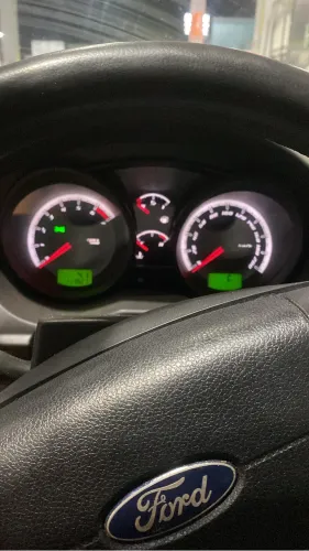 Ford Fiesta Sed. 1.6 8V Flex 4P 2011