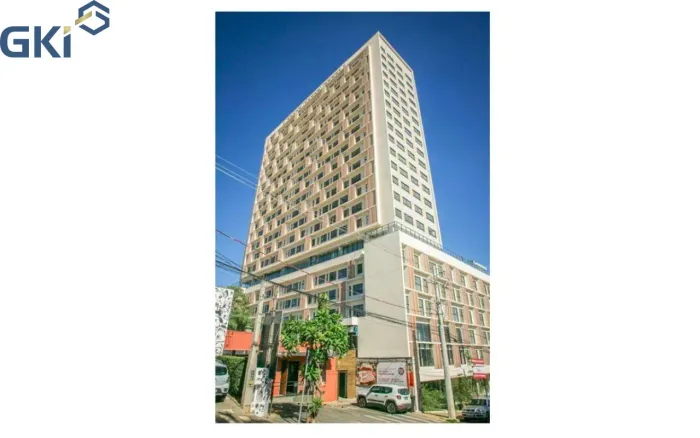 Conjunto Comercial para Aluguel no Jardim Tarraf | 749 m² com Pé-Direito Duplo