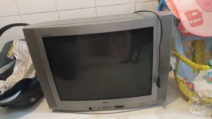 Vende-se tv turbo 