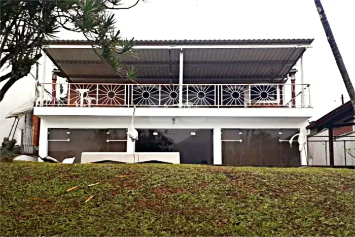 Condomínio com 3 quartos à venda em Santa inês - SP