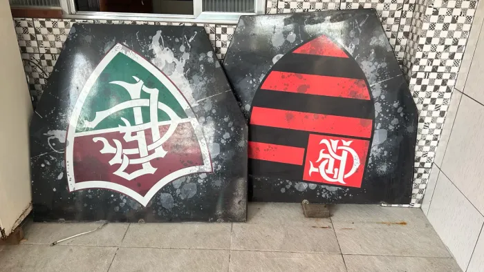 Vendo mesa de futmesa personalizada. 2,20m x 1,20m