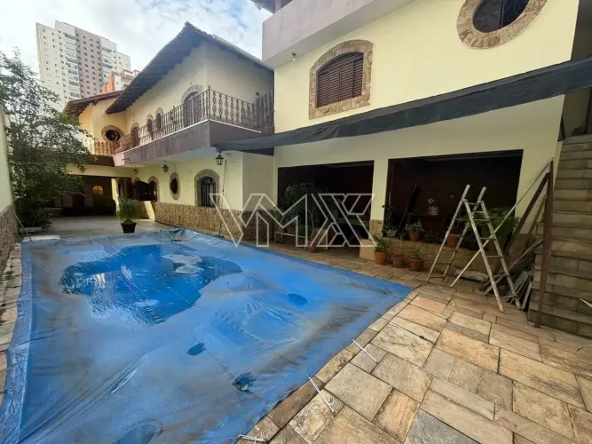 Sobrado à Venda na Vila Maria Baixa 4 Suítes, Piscina e 7 Vagas