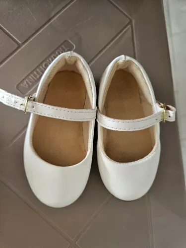Sapato Branco número 19