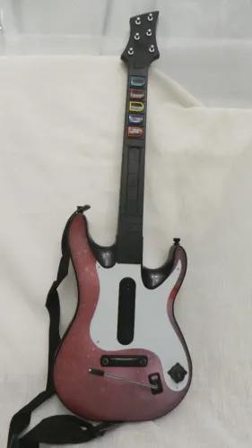 GUITARRA GUITAR HERO PLAYSTATION 3 SEM O SENSOR APENAS A GUITARRA