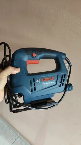 Bosch Serra tico tico GST 680 500w - NOVA